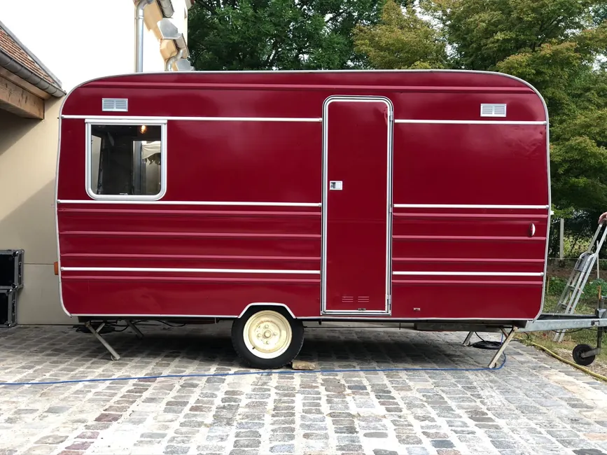 The Old Trailer DJ mariage Oise bar à vinyles caravane vintage